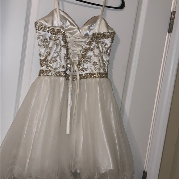 Only worn once cocktail dress - Picture 2 of 2